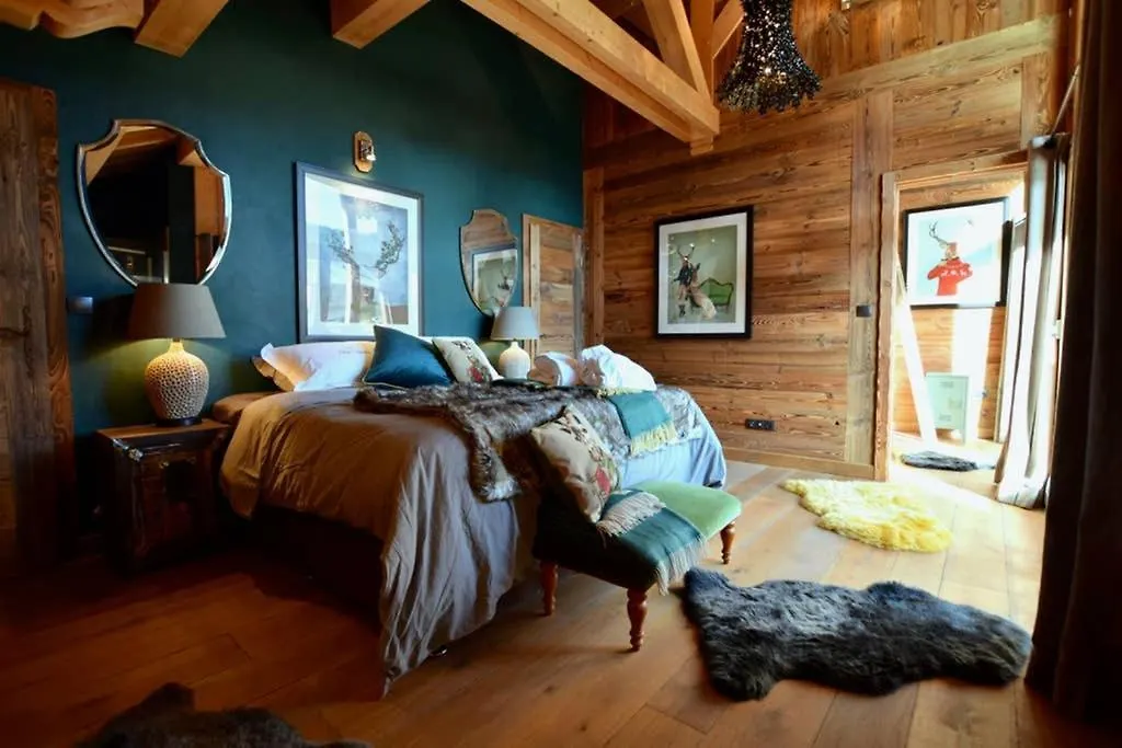 Chalet Valambrun - Unashamedly Luxurious Alpine Living Les Gets