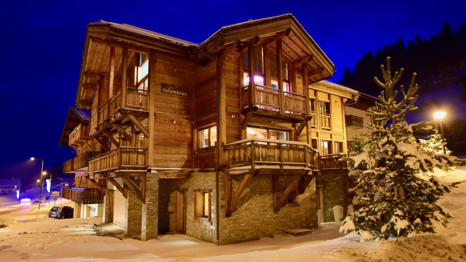 Chalet Valambrun - Unashamedly Luxurious Alpine Living Les Gets 0*,