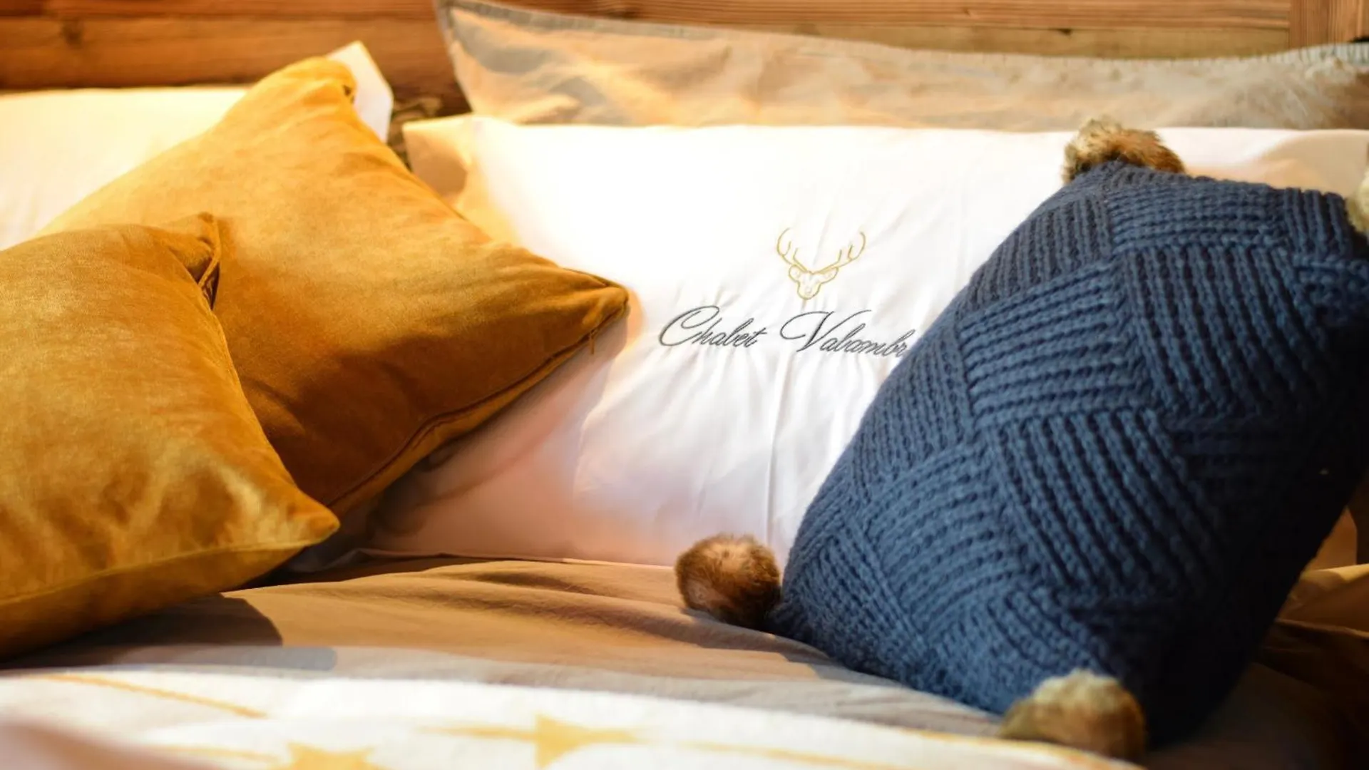 Chalet Valambrun - Unashamedly Luxurious Alpine Living Les Gets