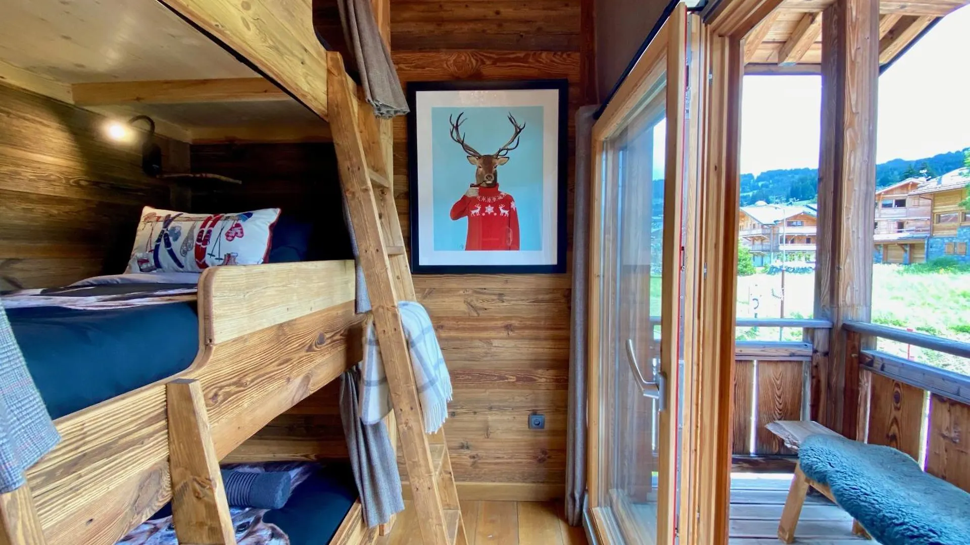 Chalet Valambrun - Unashamedly Luxurious Alpine Living Les Gets